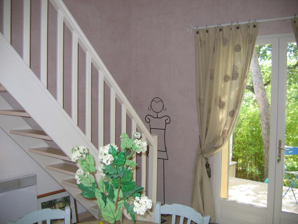 Les Restanques Hotel Goult Luaran gambar